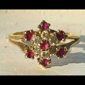 Vintage VTG Women's 10K yellow Gold Ruby Gemstone Diamond Ring Size 7,